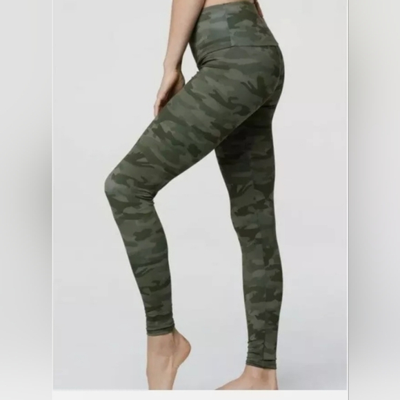 Onzie Pants - Onzie Flow High Rise Leggings S/M  Green Camouflage Camo Full Length